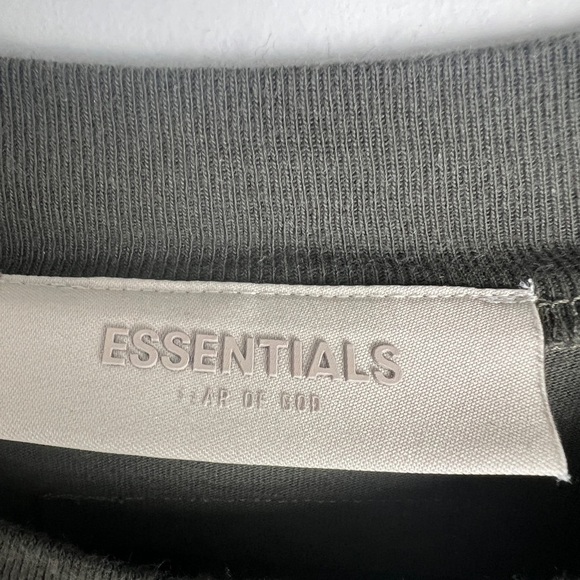 Fear Of God Essentials Men's Off Black Oversized Short Sleeve T-Shirt XL - Picture 10 of 14